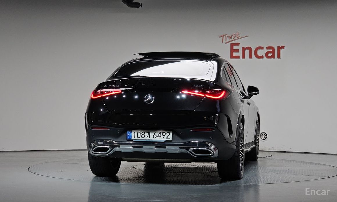  Mercedes-Benz GLC-Class