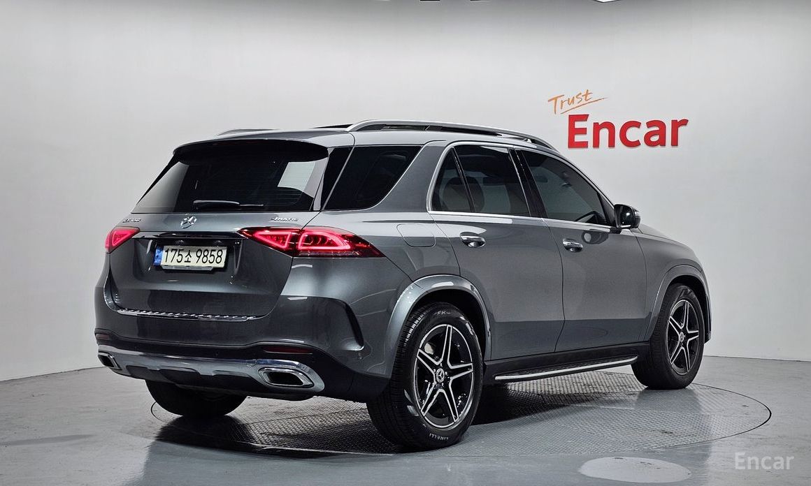  Mercedes-Benz GLE-Class
