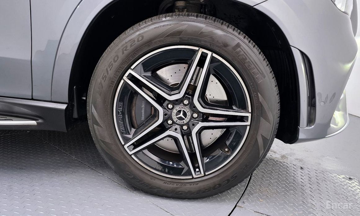  Mercedes-Benz GLE-Class