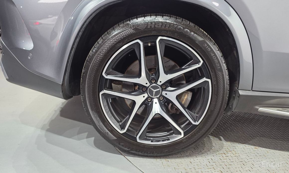  Mercedes-Benz GLE-Class