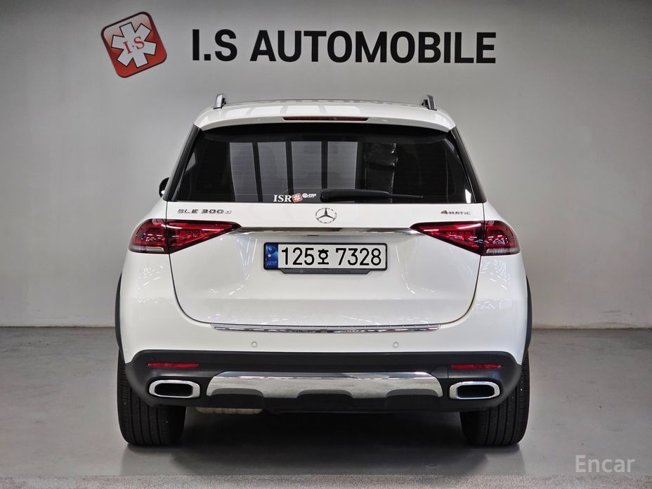  Mercedes-Benz GLE-Class