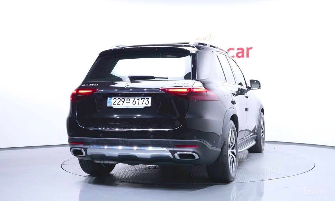  Mercedes-Benz GLE-Class