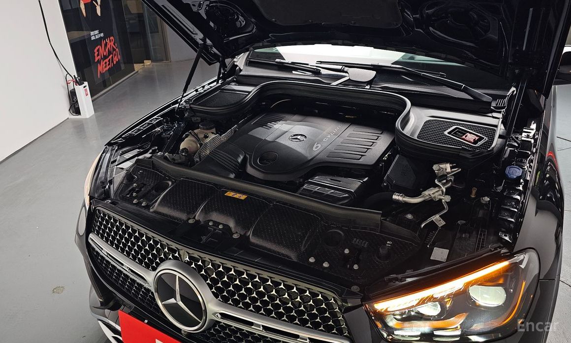  Mercedes-Benz GLE-Class