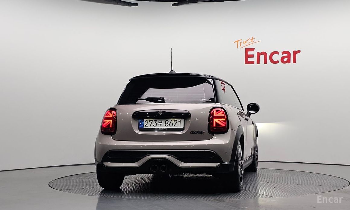  Mini Cooper