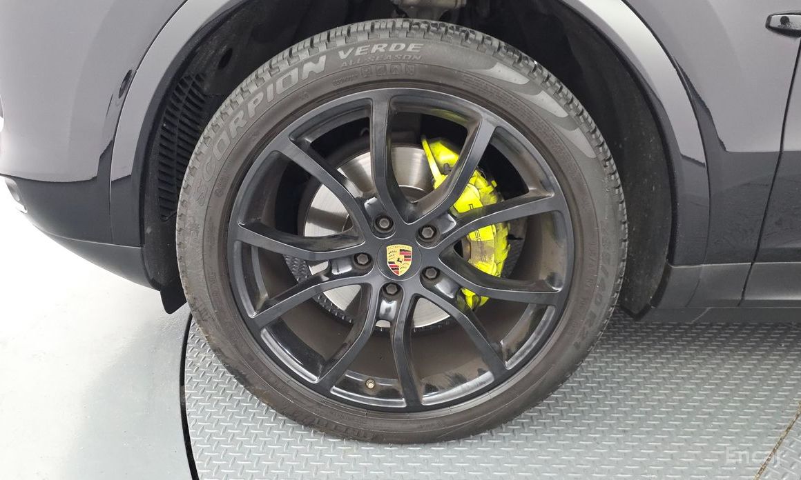 Porsche Cayenne