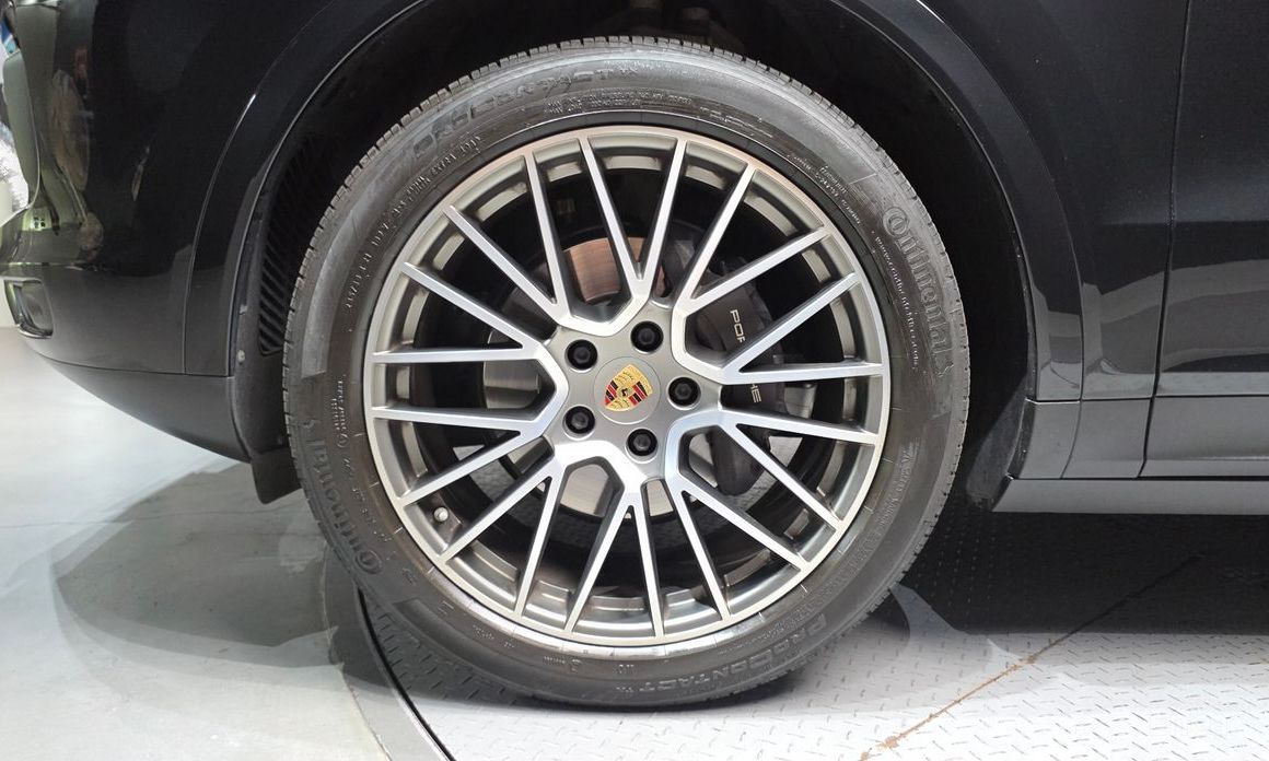  Porsche Cayenne
