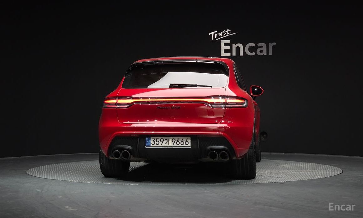 Porsche Macan