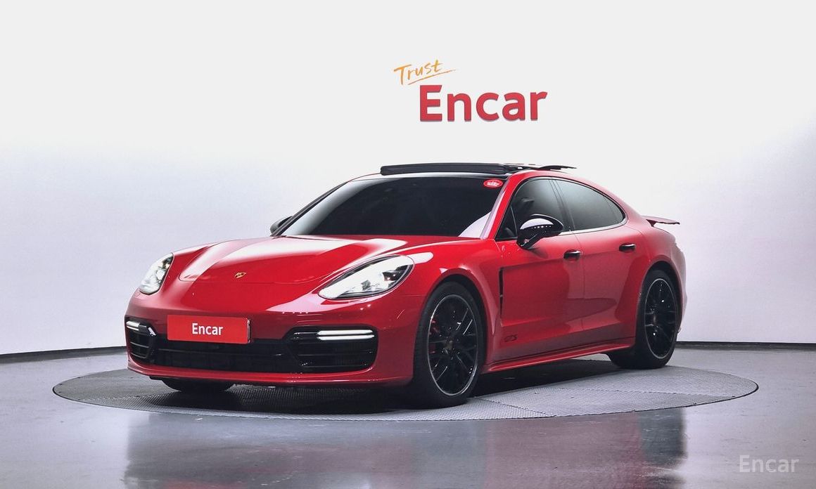  Porsche Panamera