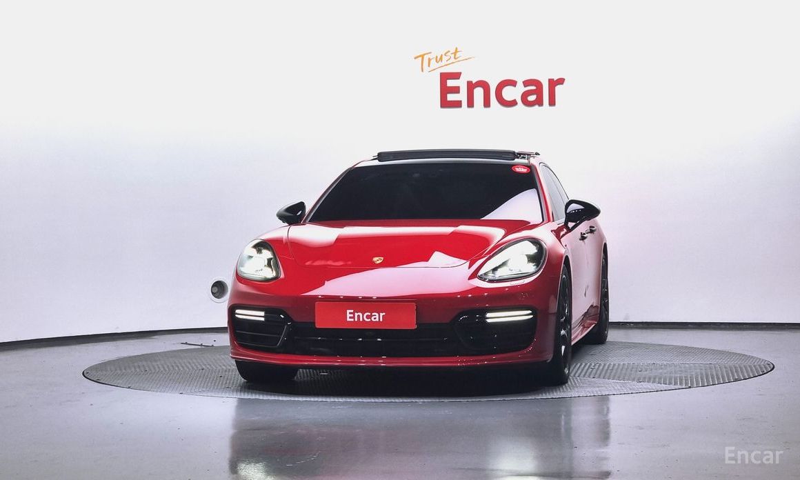  Porsche Panamera