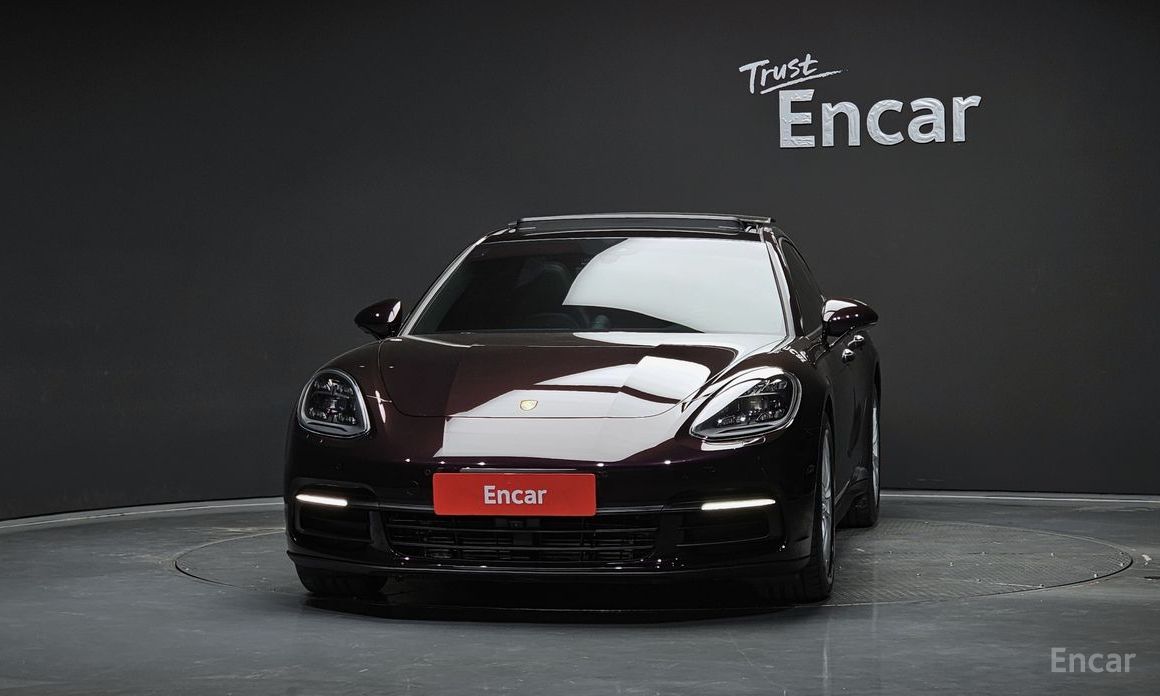  Porsche Panamera