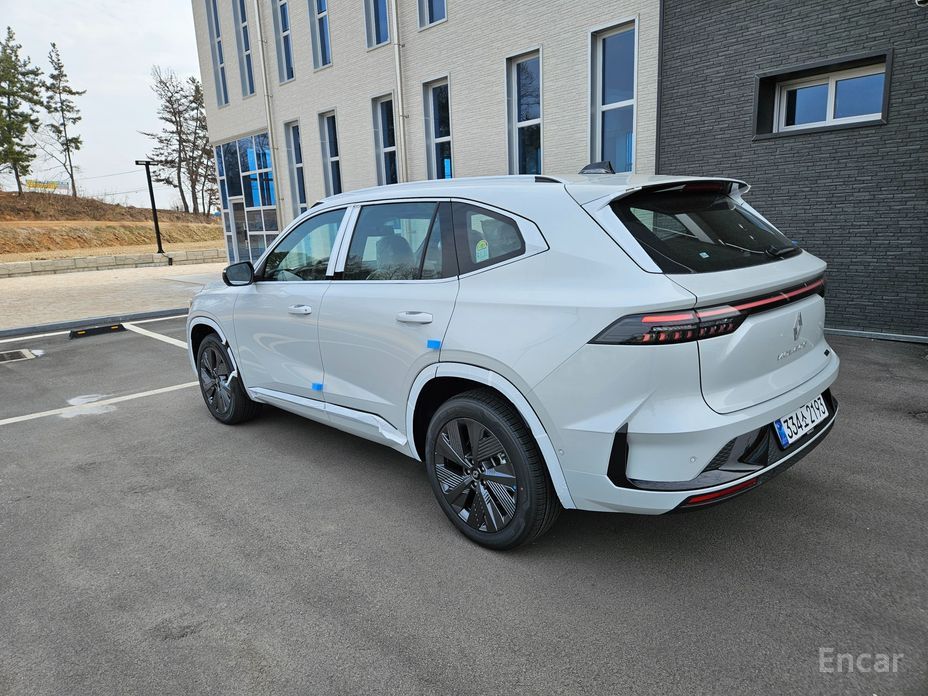  Renault-KoreaSamsung Grand Koleos