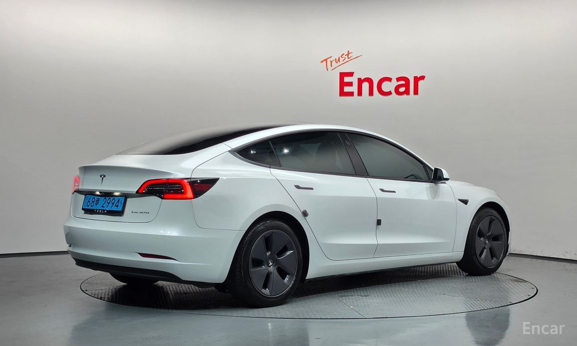  Tesla Model 3