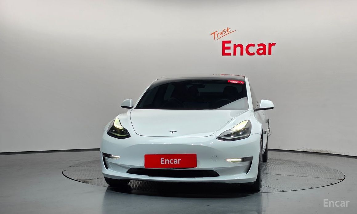  Tesla Model 3
