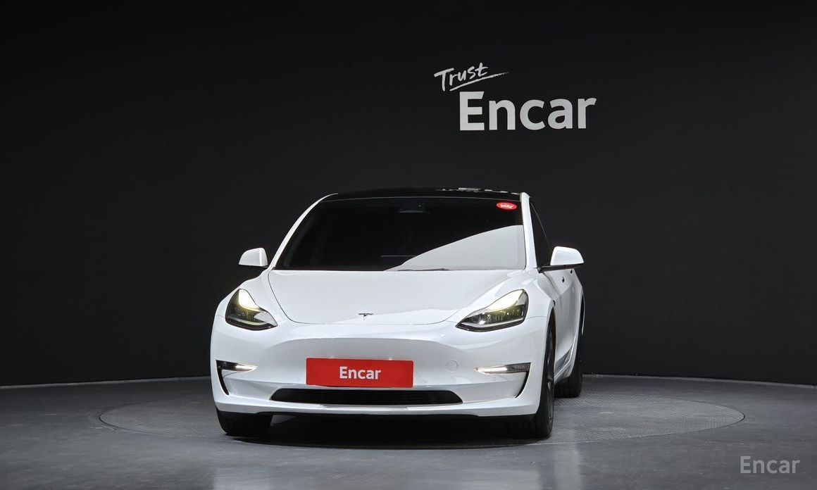  Tesla Model 3