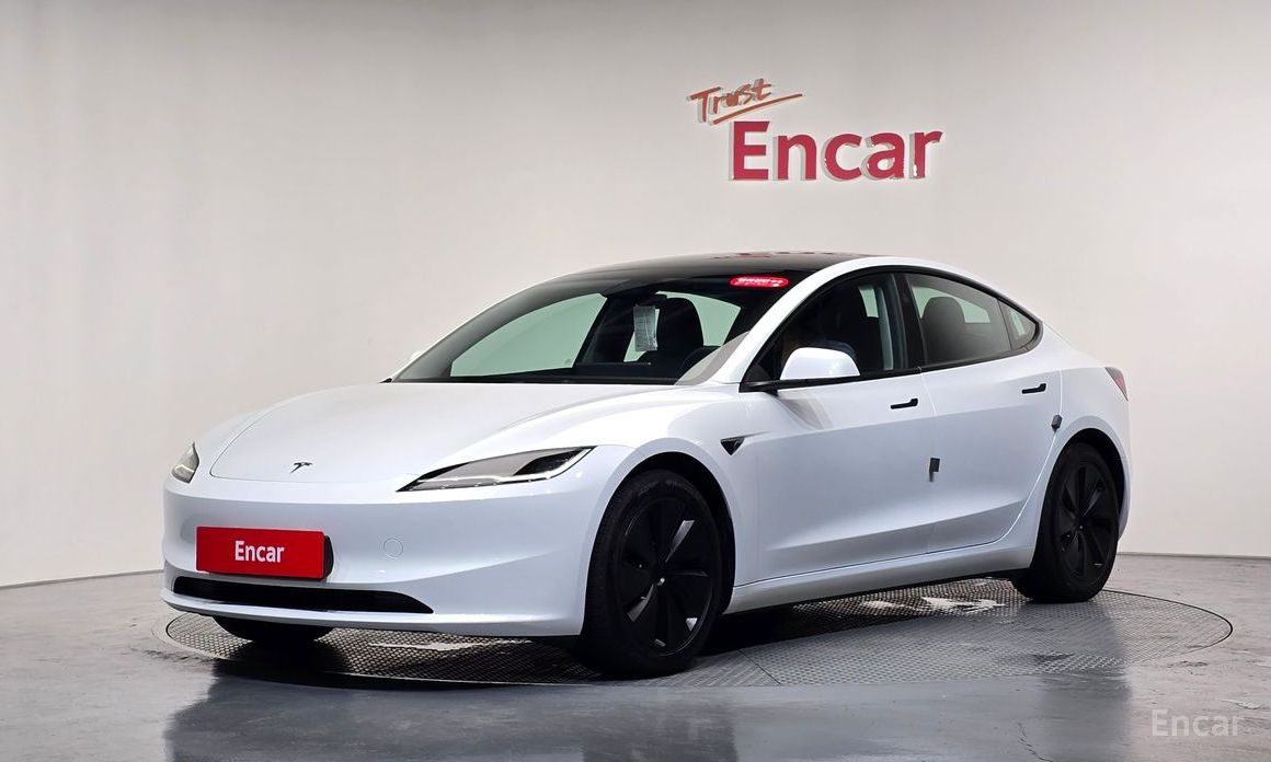  Tesla Model 3