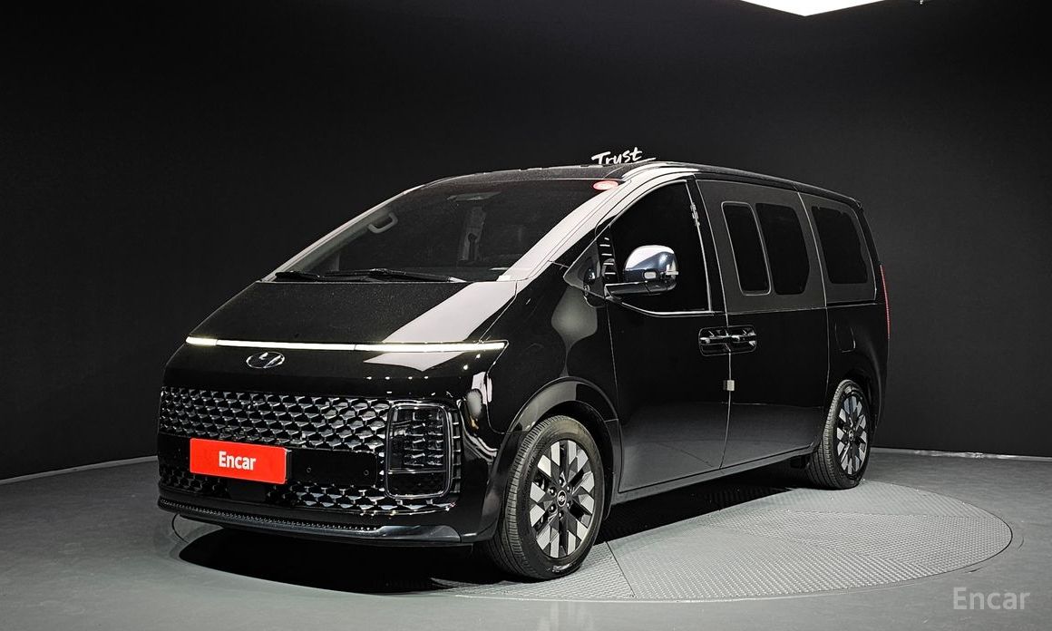 Hyundai Staria