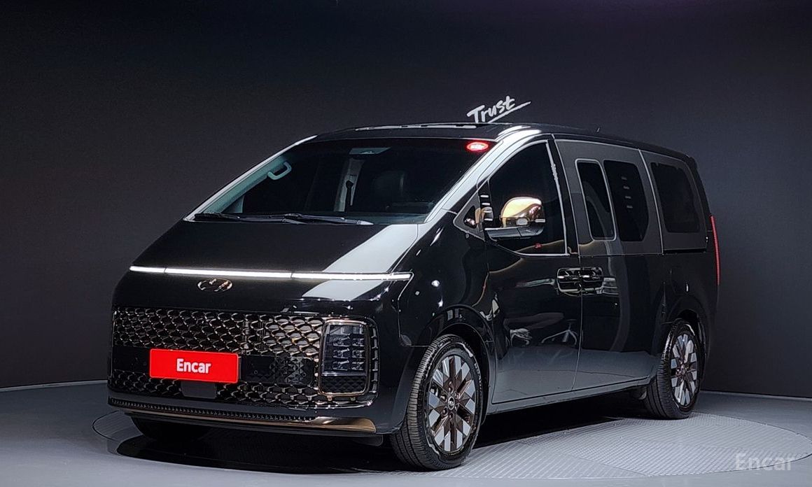 Hyundai Staria