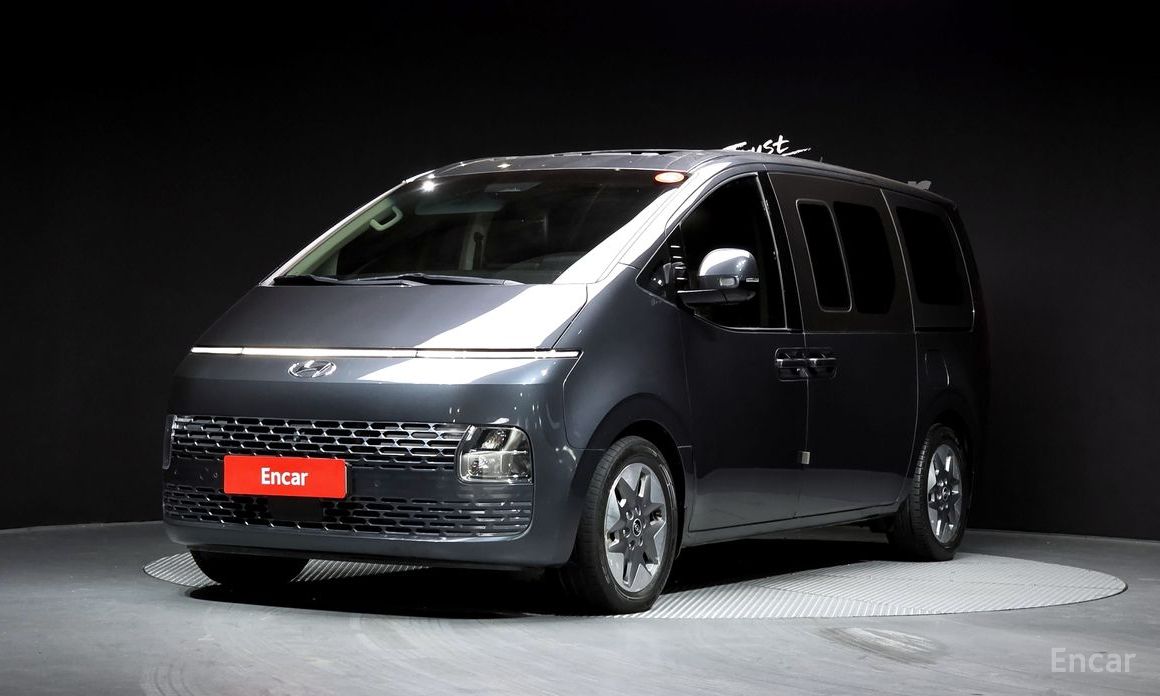 Hyundai Staria