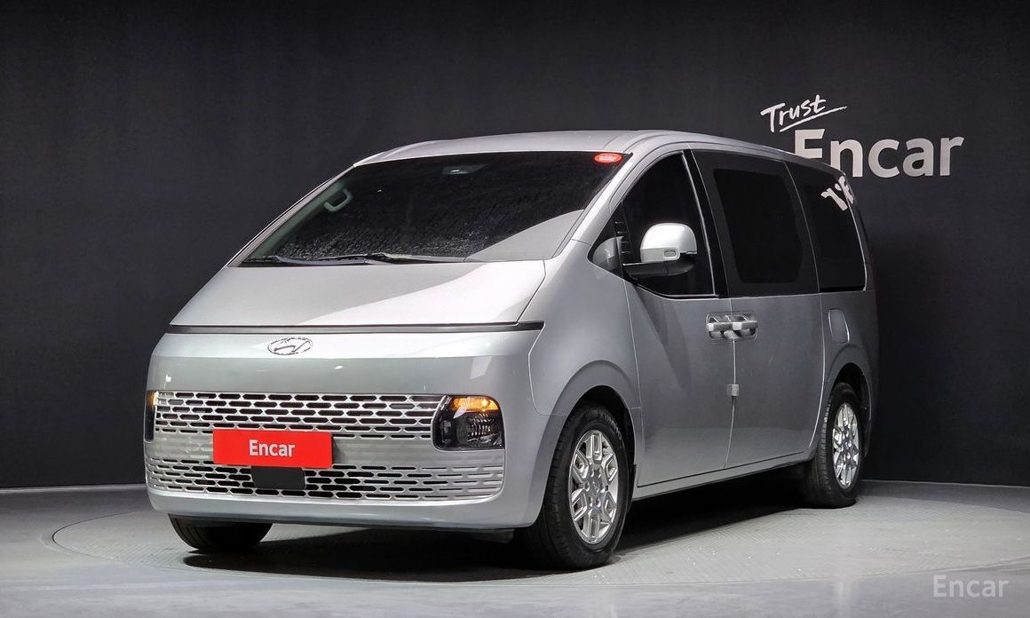 Hyundai Staria