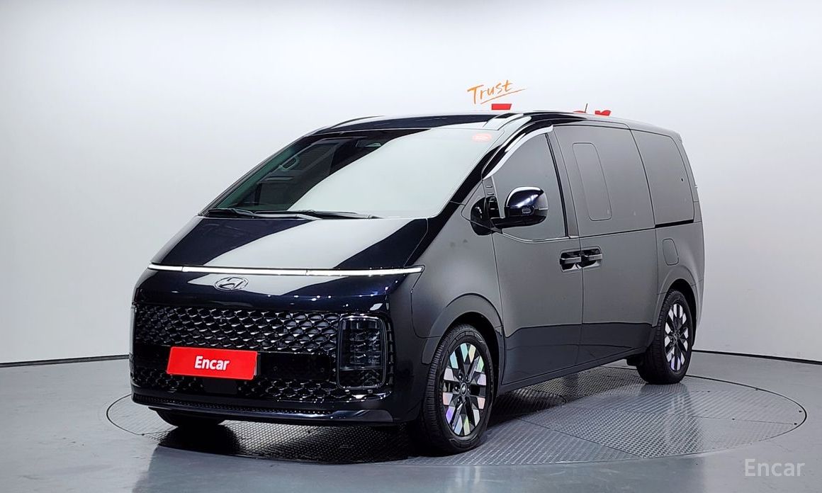 Hyundai Staria