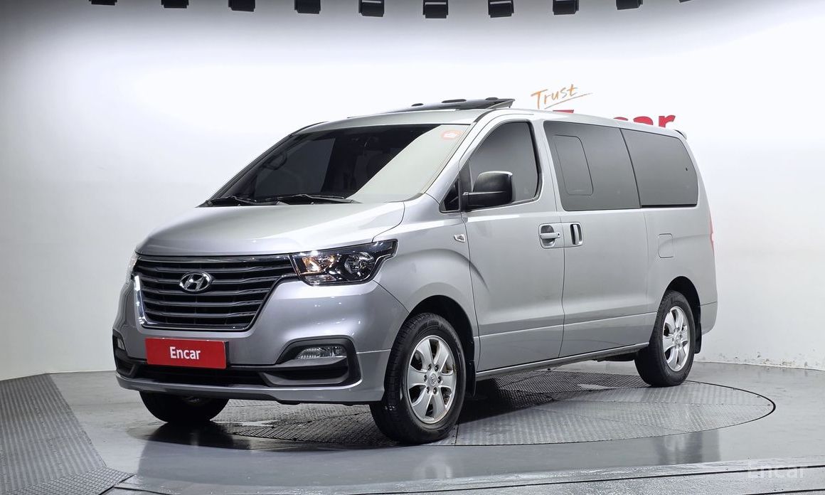 Hyundai Starex