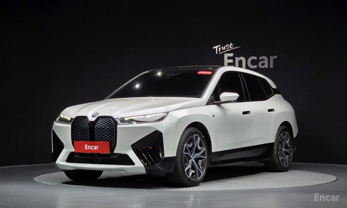 BMW iX