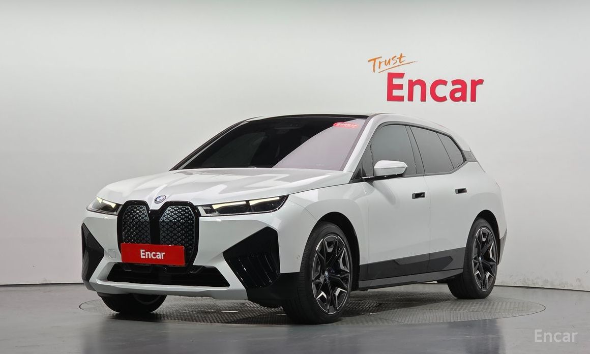 BMW iX